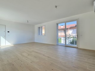 Trilocale in Vendita a Rezzato, 312'000&euro;, 125 m², con Box