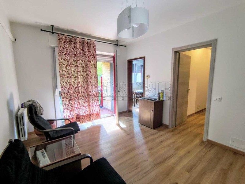 Appartamento in Affitto a Padova, zona MORTISE, 900&euro;, 110 m², arredato