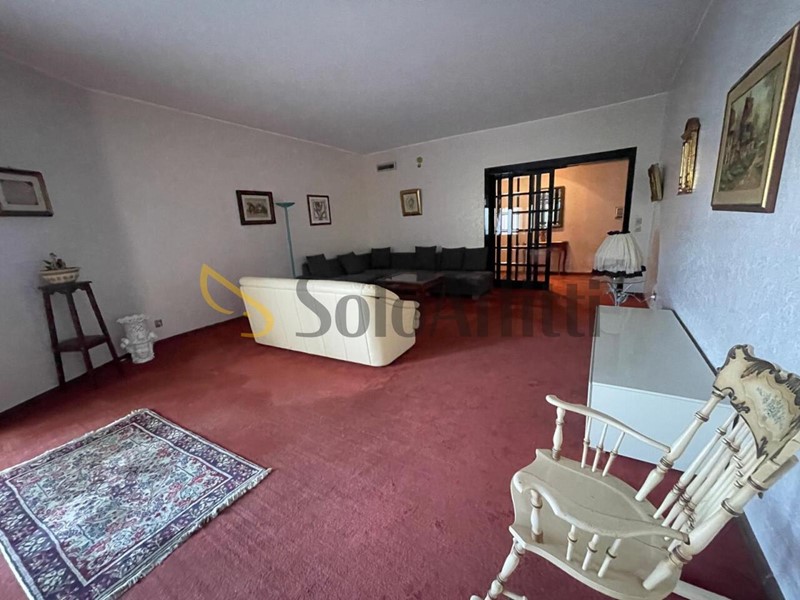 Appartamento in Affitto a Siracusa, 900&euro;, 180 m², arredato