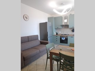 Bilocale in Vendita a Montescudo Monte Colombo, zona Trarivi, 142'000&euro;, 56 m², con Box
