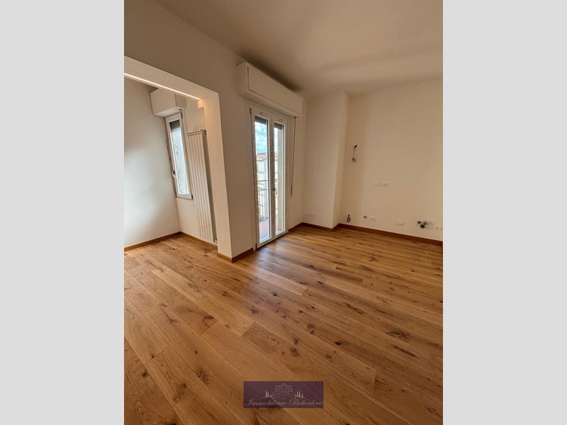 Bilocale in Vendita a Firenze, zona Novoli, 249'000&euro;, 49 m²