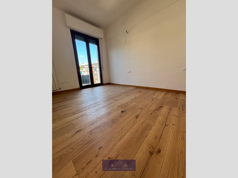Bilocale in Vendita a Firenze, zona Novoli, 249'000&euro;, 49 m²