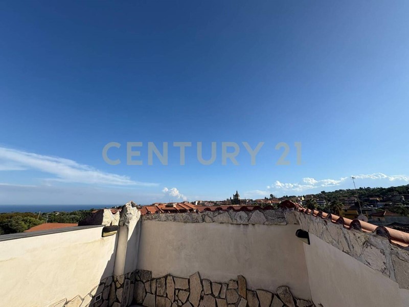 Appartamento in Vendita a Aci Catena, 149'000&euro;, 162 m², con Box