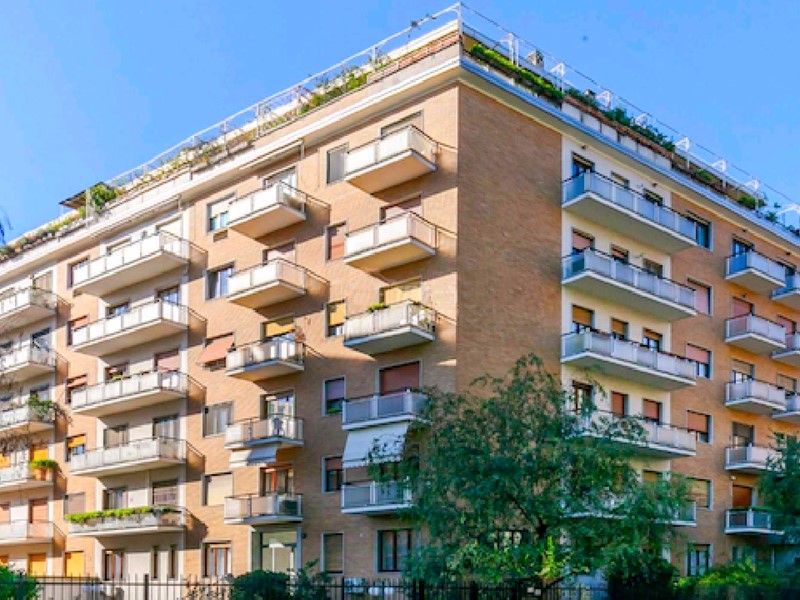 Quadrilocale in Vendita a Milano, zona Isola, 630'000&euro;, 90 m²