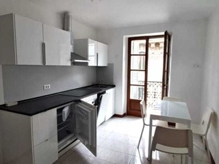 Bilocale in Vendita a Torino, zona San Secondo, 130'000&euro;, 50 m², arredato