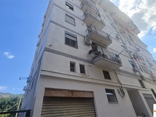 Trilocale in Affitto a Palermo, 450&euro;, 75 m²
