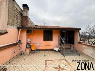 Quadrilocale in Vendita a L'Aquila, 47'250&euro;, 219 m²