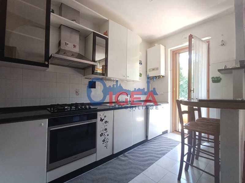 Quadrilocale in Vendita a Siena, zona Sant'Andrea a Montecchio, 260'000&euro;, 100 m², arredato, con Box