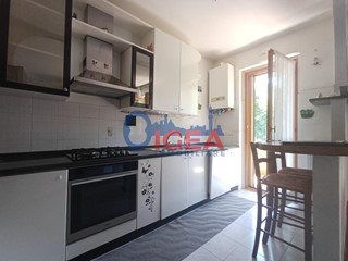 Quadrilocale in Vendita a Siena, zona Sant'Andrea a Montecchio, 260'000&euro;, 100 m², arredato, con Box