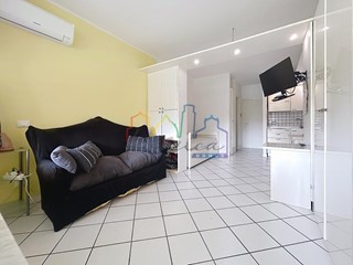 Monolocale in Vendita a Camaiore, zona Lido di Camaiore, 165'000&euro;, 30 m², arredato