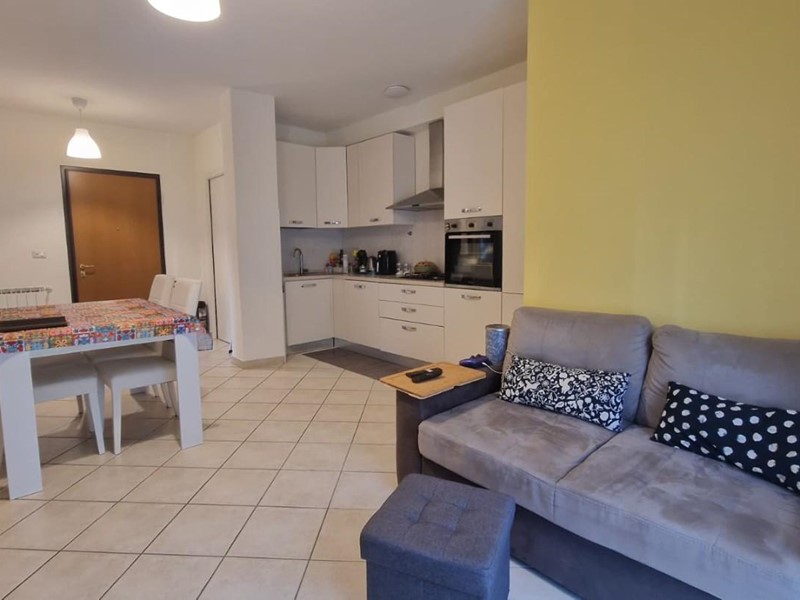 Trilocale in Vendita a Carrara, 148'000&euro;, 65 m²