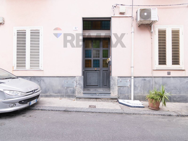Appartamento in Vendita a Catania, 79'000&euro;, 85 m²