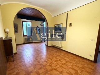 Appartamento in Vendita a Ascoli Piceno, 205'000&euro;, 201 m²