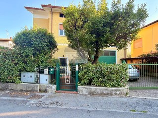 Appartamento in Vendita a Salò, 269'000&euro;, 135 m²