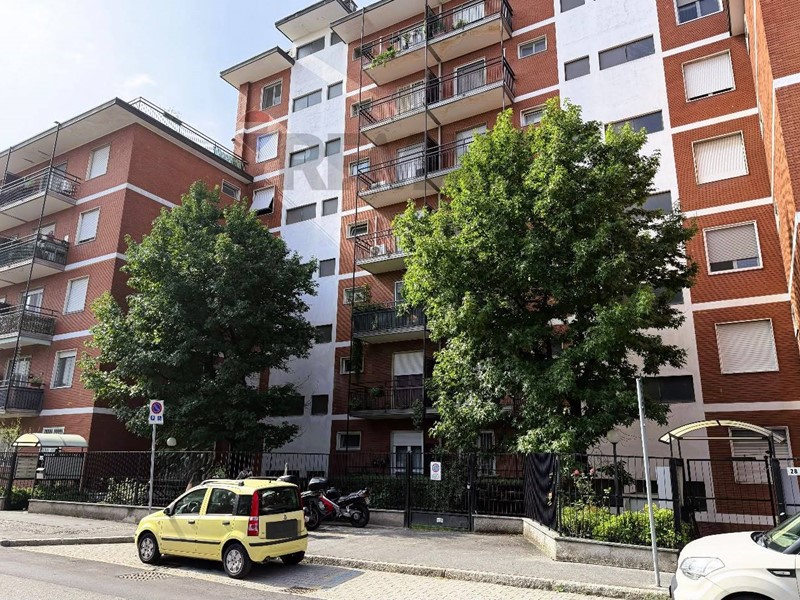 Trilocale in Vendita a Pero, 239'000&euro;, 67 m², con Box
