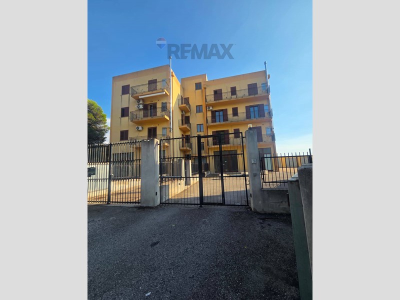 Trilocale in Vendita a Caltagirone, 60'000&euro;, 97 m²