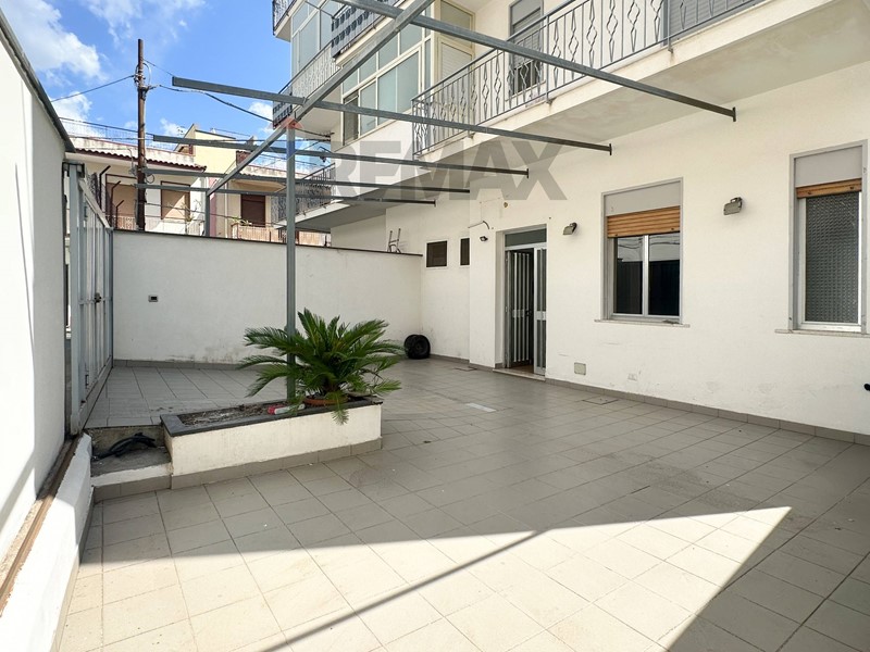 Quadrilocale in Vendita a Santa Teresa di Riva, 98'000&euro;, 66 m²
