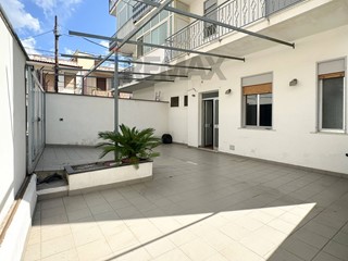 Quadrilocale in Vendita a Santa Teresa di Riva, 98'000&euro;, 66 m²
