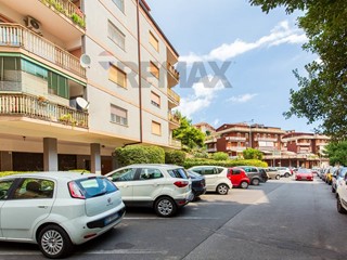 Quadrilocale in Vendita a Gravina di Catania, 121'000&euro;, 95 m²