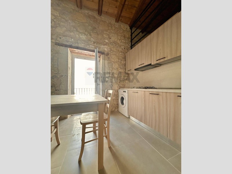 Bilocale in Affitto a Siracusa, 700&euro;, 50 m²