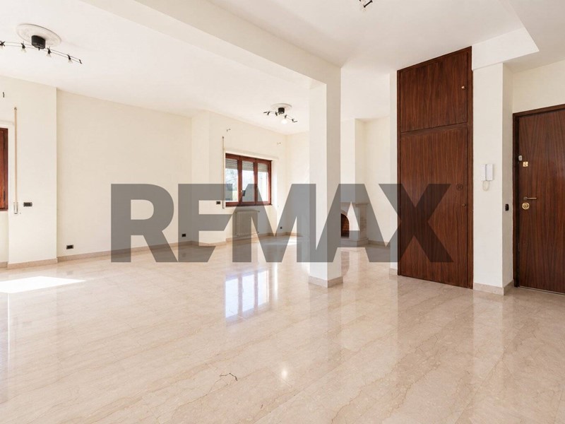 Appartamento in Vendita a Roma, 619'000&euro;, 163 m²