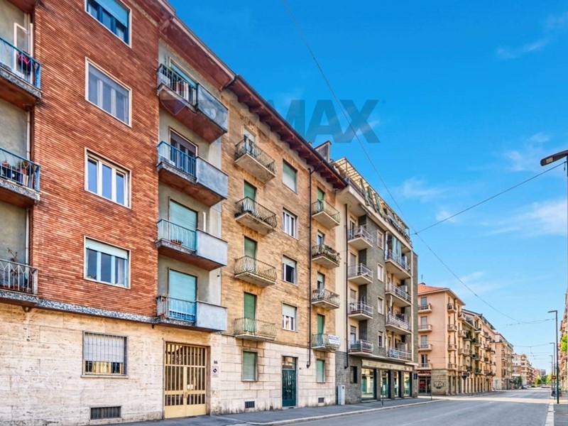 Bilocale in Vendita a Torino, 119'000&euro;, 51 m²