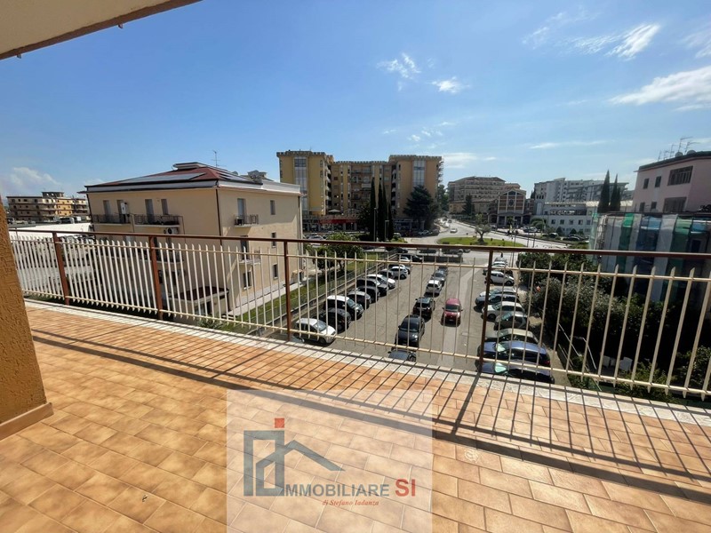 Appartamento in Vendita a Benevento, 240'000&euro;, 160 m²