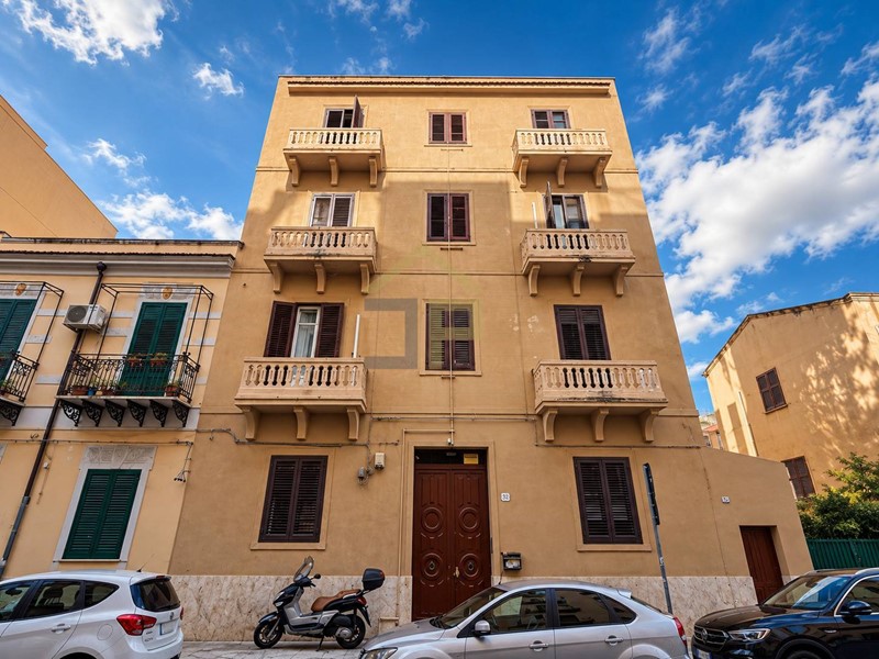 Appartamento in Vendita a Palermo, 190'000&euro;, 103 m²