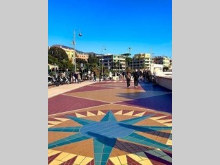 Appartamento in Affitto a Genova, 3'900&euro;, 280 m²