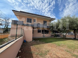 Bilocale in Vendita a Latina, 125'000&euro;, 69 m², arredato