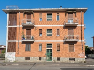 Appartamento in Vendita a Torino, 139'000&euro;, 120 m²