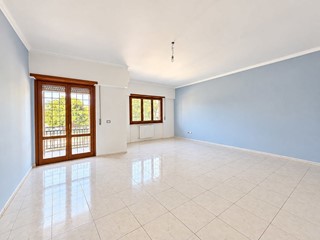 Quadrilocale in Vendita a Roma, 600'000&euro;, 120 m², con Box