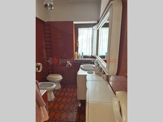 Appartamento in Vendita a Avezzano, 350 m², arredato, con Box