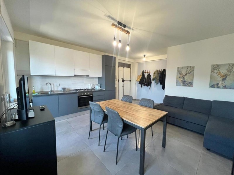 Appartamento in Affitto a Perugia, 1'200&euro;, 140 m², arredato, con Box