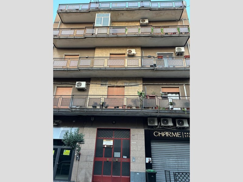 Trilocale in Vendita a Misterbianco, zona Centro, 35'000&euro;, 65 m²