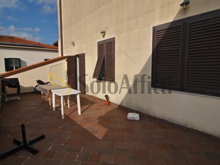 Appartamento in Affitto a Livorno, zona Sorgenti, 1'200&euro;, 70 m², arredato