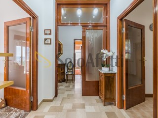 Appartamento in Affitto a Macerata, zona Rione Santa Lucia, 600&euro;, 121 m², arredato