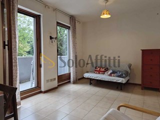 Monolocale in Affitto a Milano, zona Navigli Famagosta, 800&euro;, 38 m², arredato