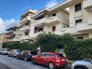 Trilocale in Vendita a Viareggio, 43'500&euro;, 40 m²