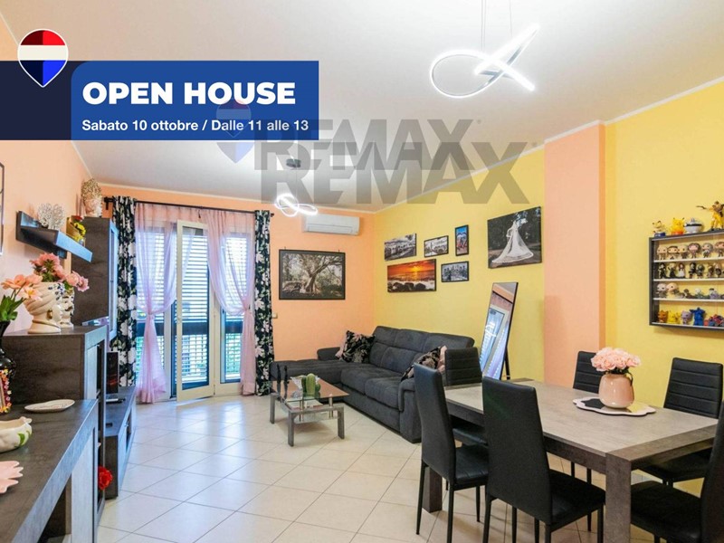 Quadrilocale in Vendita a Camporotondo Etneo, 155'000&euro;, 116 m²