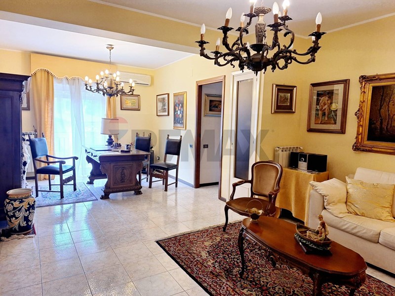 Appartamento in Affitto a Gravina di Catania, 600&euro;, 105 m²