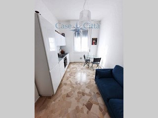 Bilocale in Vendita a Milano, 240'000&euro;, 51 m²