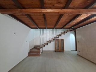 Quadrilocale in Affitto a Casagiove, 500&euro;, 124 m²