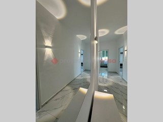 Trilocale in Affitto a Livorno, 900&euro;, 85 m², arredato