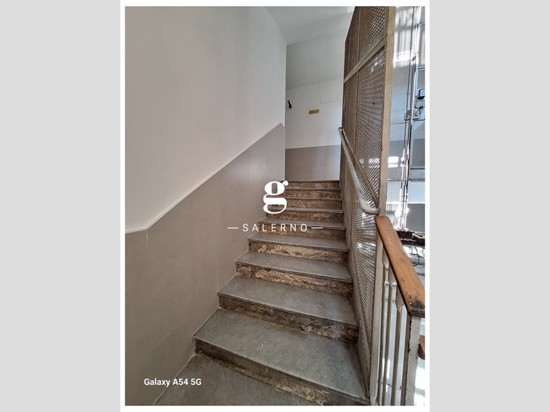 Bilocale in Vendita a Salerno, 240'000&euro;, 65 m²