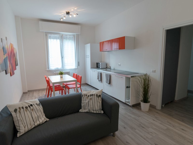 Trilocale in Affitto a Milano, 1'550&euro;, 70 m², arredato