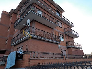 Quadrilocale in Affitto a Roma, 1'000&euro;, 140 m²