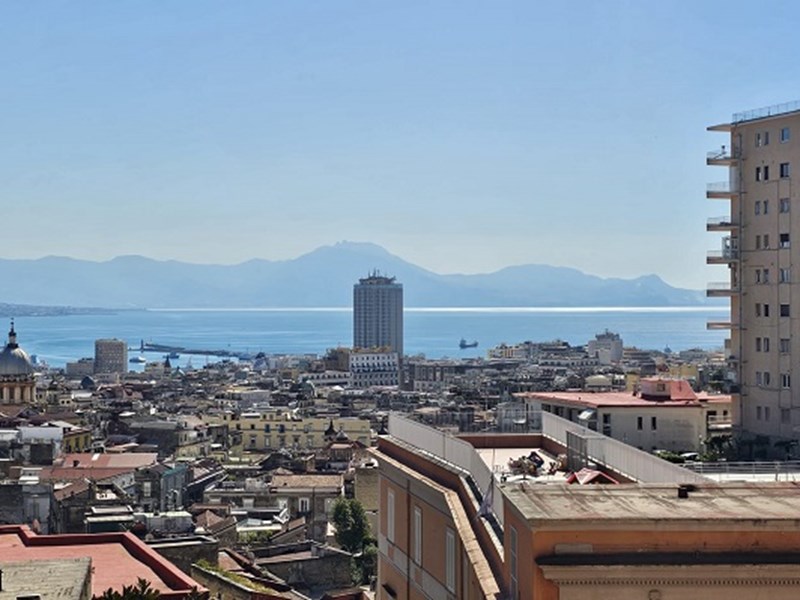 Appartamento in Vendita a Napoli, zona Centro, 1'150'000&euro;, 300 m²