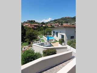 Bilocale in Affitto a Castelnuovo Magra, 750&euro;, 55 m²