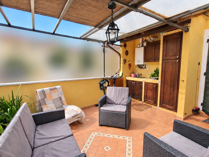 Quadrilocale in Vendita a Carrara, zona Avenza, 220'000&euro;, 85 m², arredato